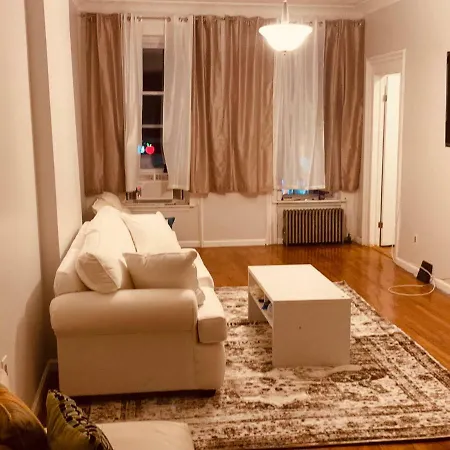 2 Bedroom Classy Brooklyn Apt-10 Mins From Barclays Center!